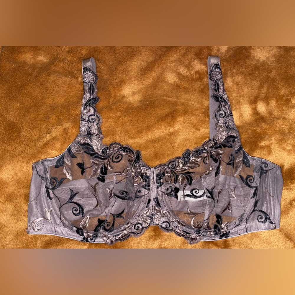 Lace Soma intimidates underwire unlined bra